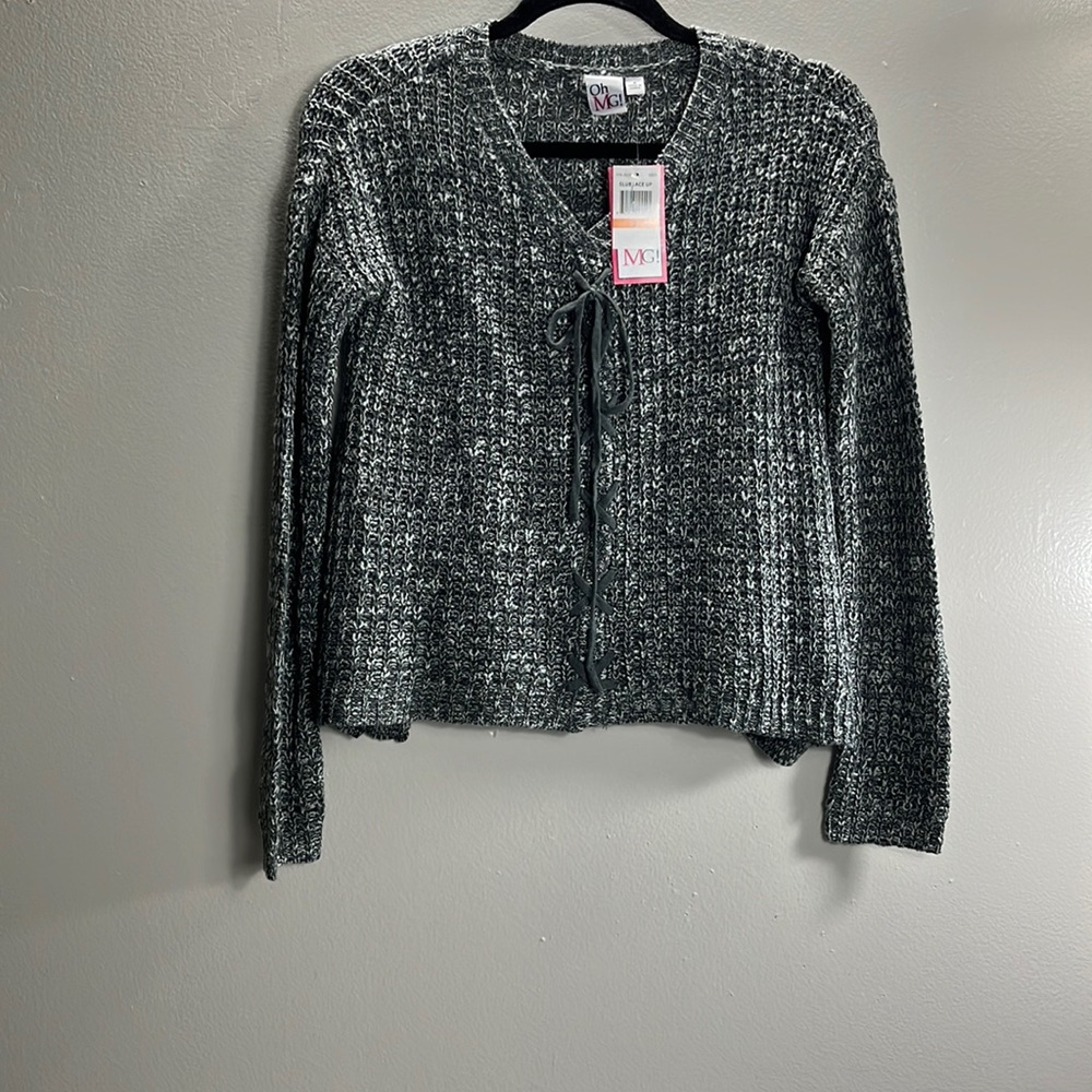 OhMG! gray cropped sweater, size small